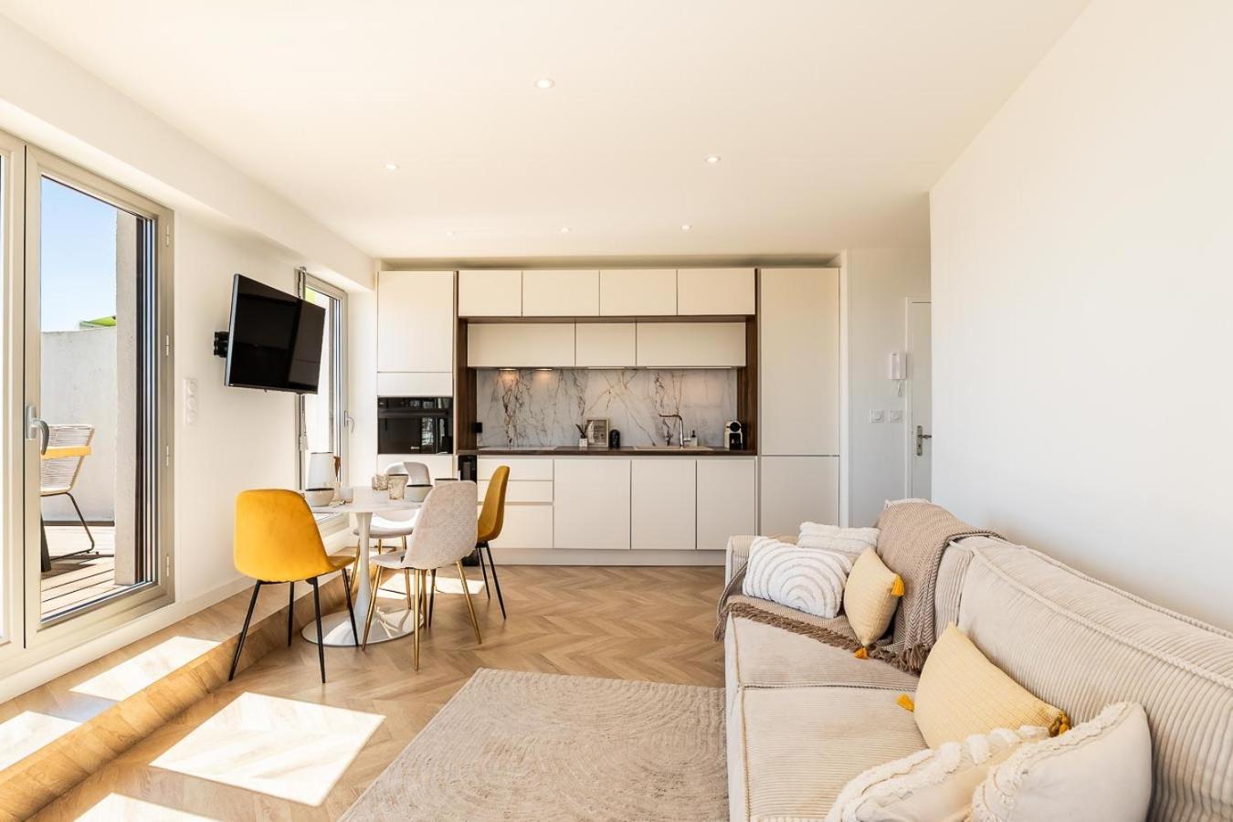 Suite Terrasse Xxl - Front De Mer - Parking - Ambiance Plage La Grande Motte Exteriör bild